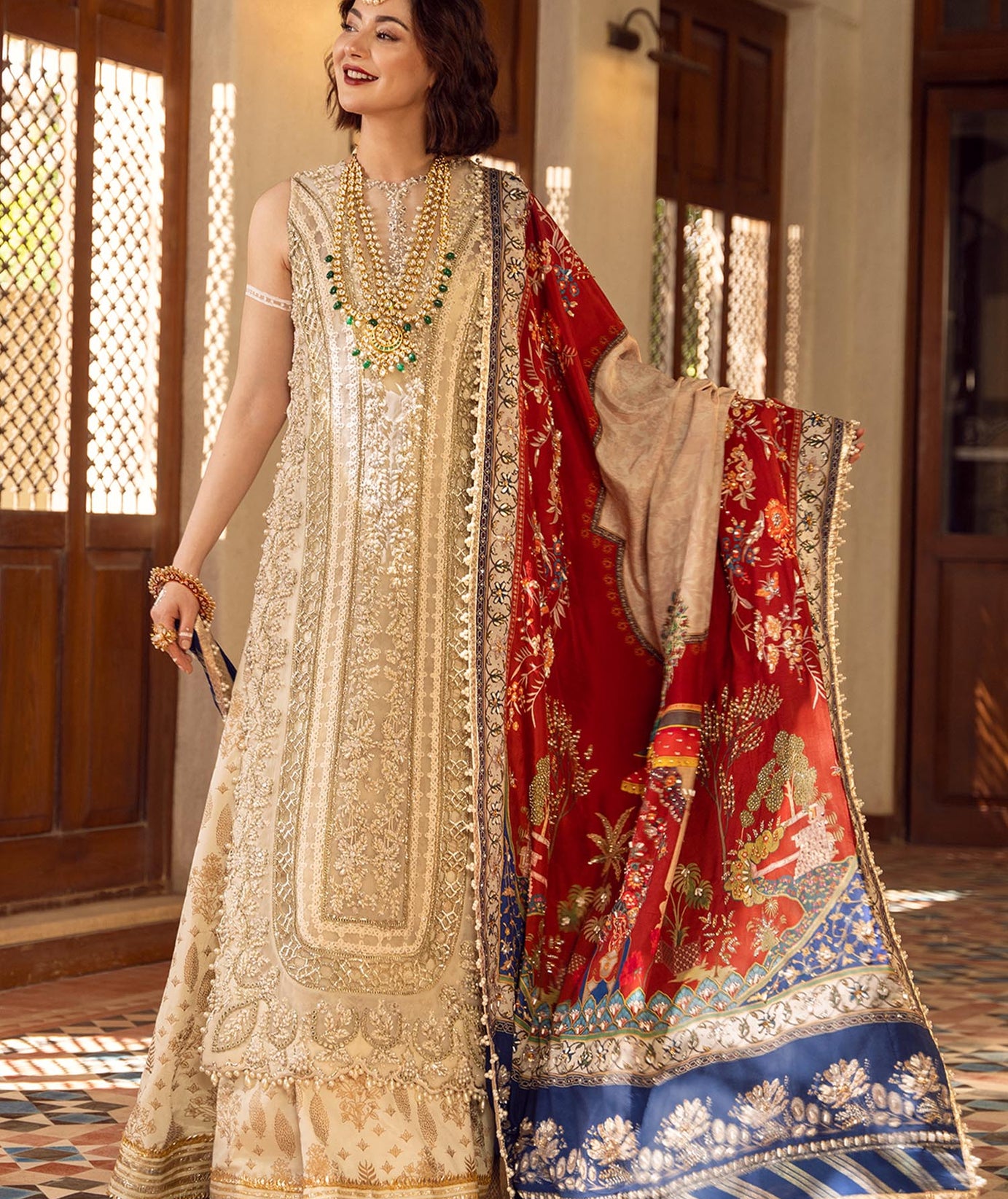 Crimson x Saira Shakira Wedding Collection`22 D#1