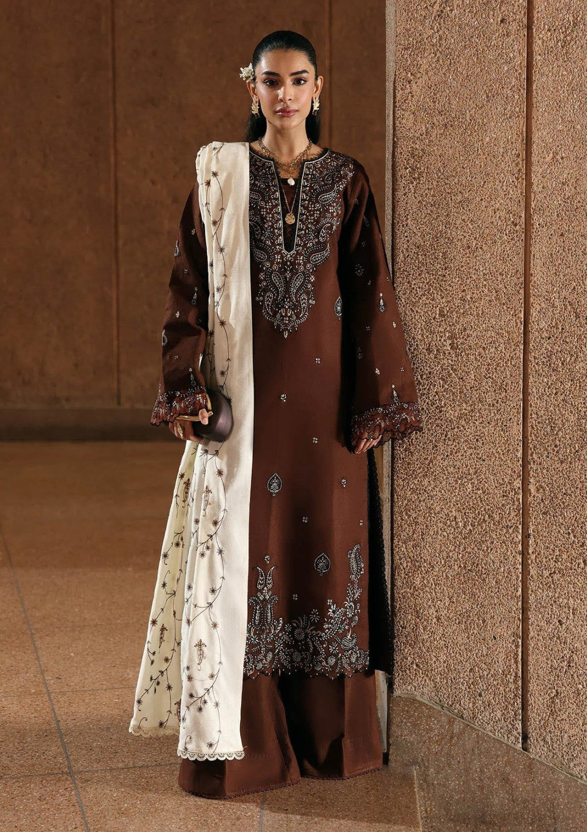 Raj Bari P/Winter Shawl`25 D#08