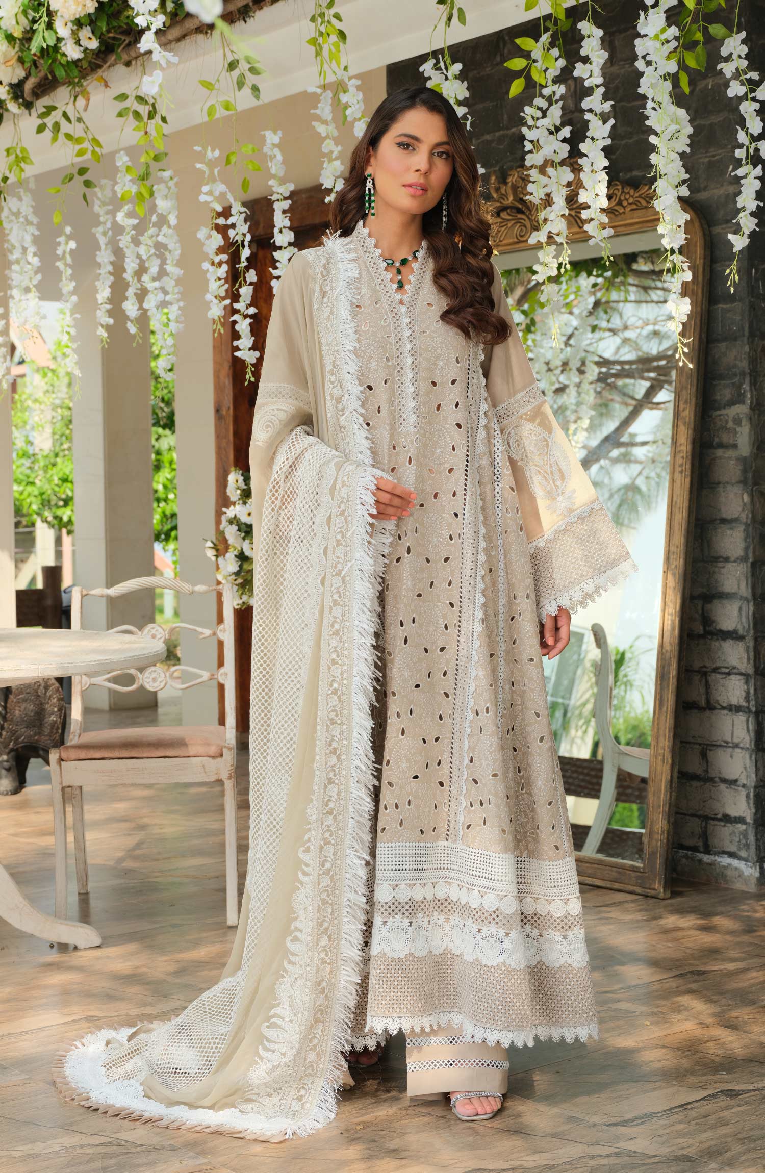 Maryum &amp; Maria Premium Lawn'22 D#32