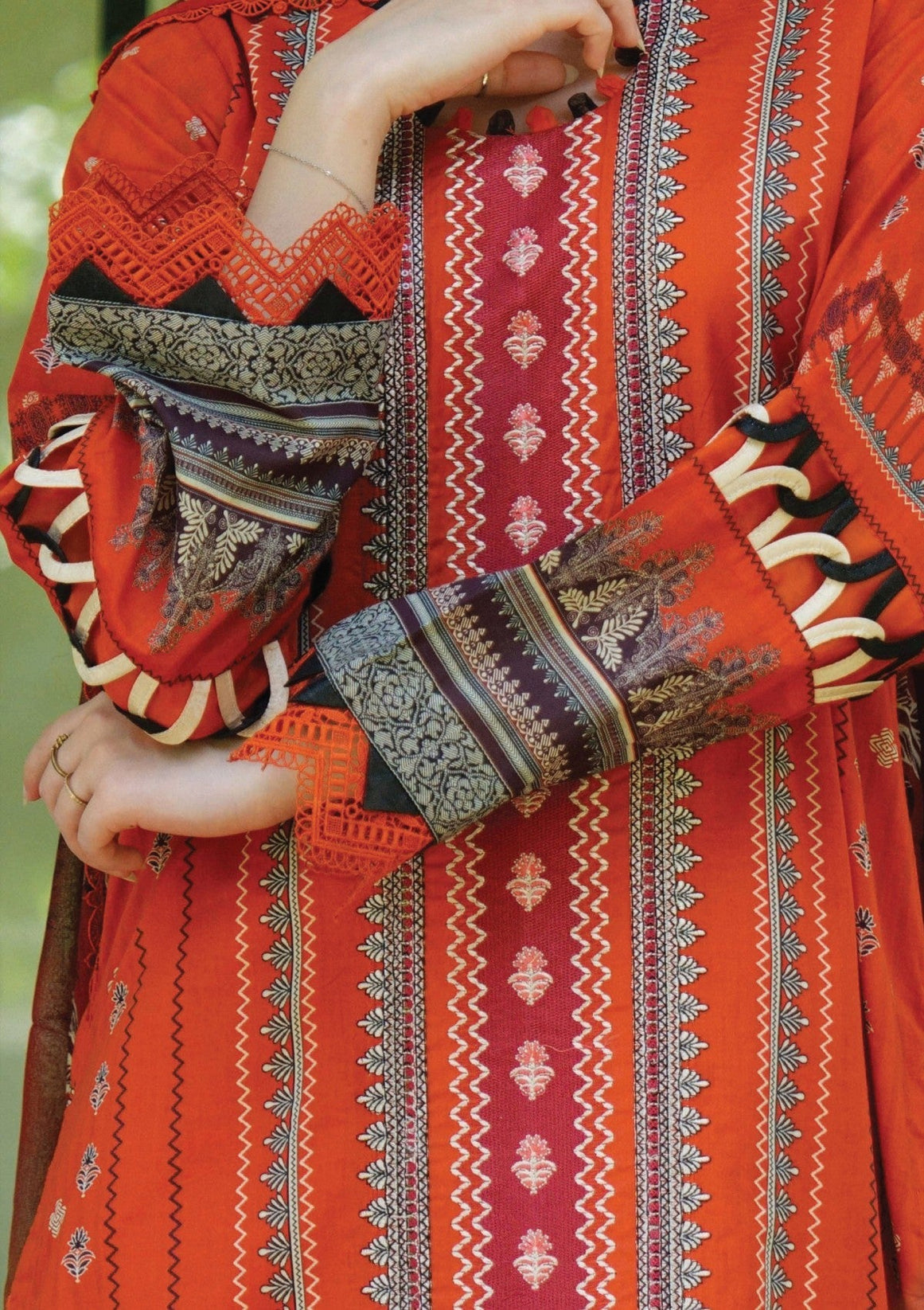 Meerak Summer Wine Lawn'25 (Scarlett)