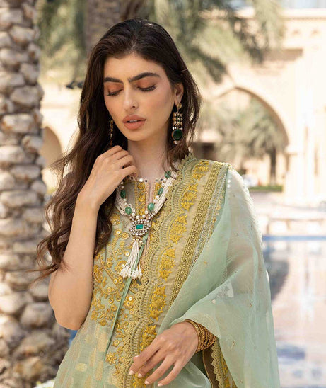 Sobia Nazir Luxury Lawn '22 D#15a