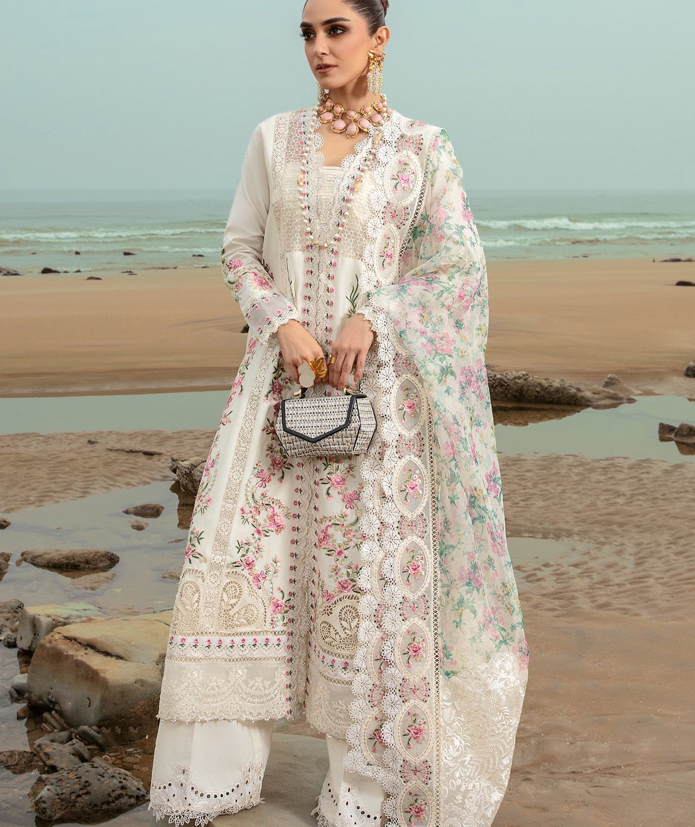 Saira Shakira By Crimson Lawn'24 D#4B