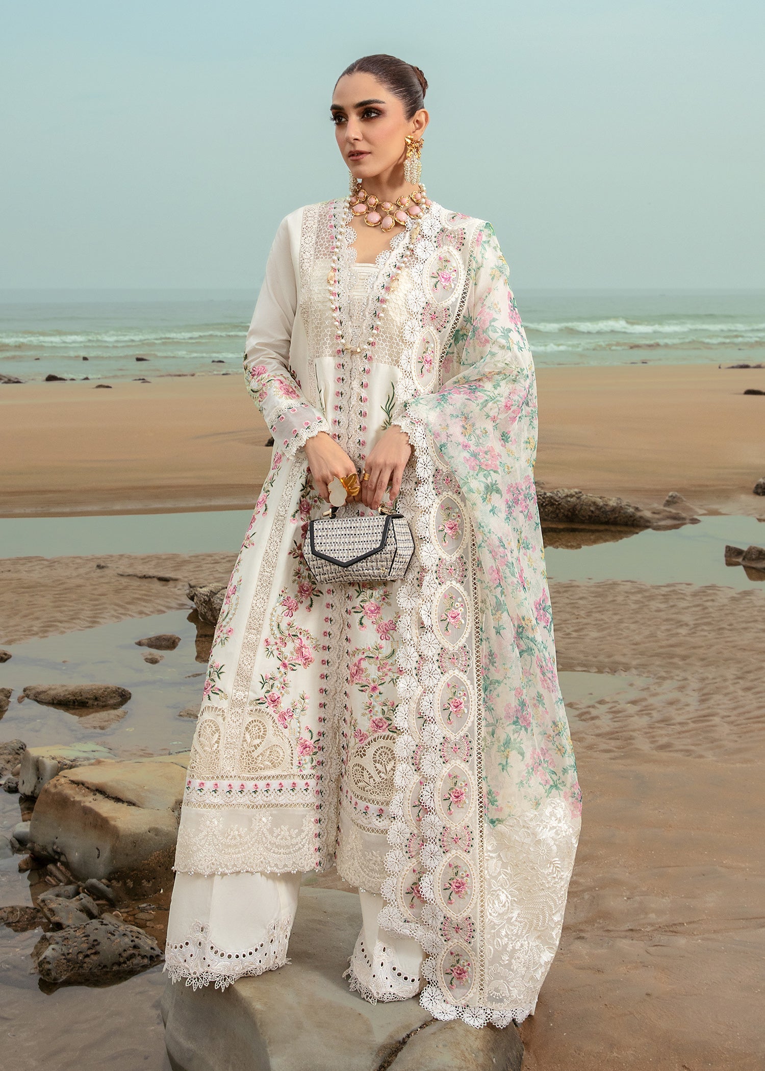 Saira Shakira By Crimson Lawn'24 D#4B
