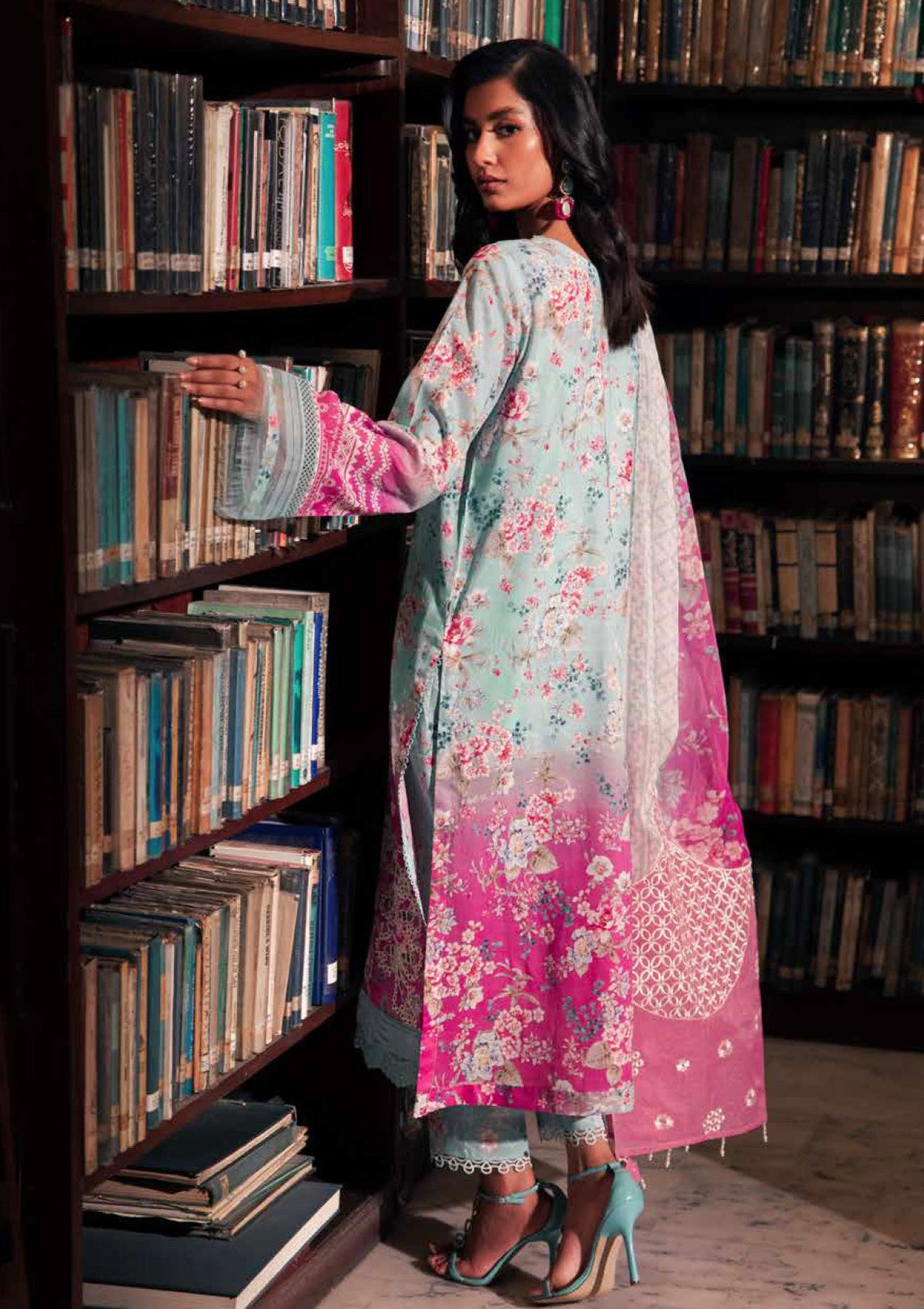 RA Nureh Glamgirl Emb Lawn'25 GL#16