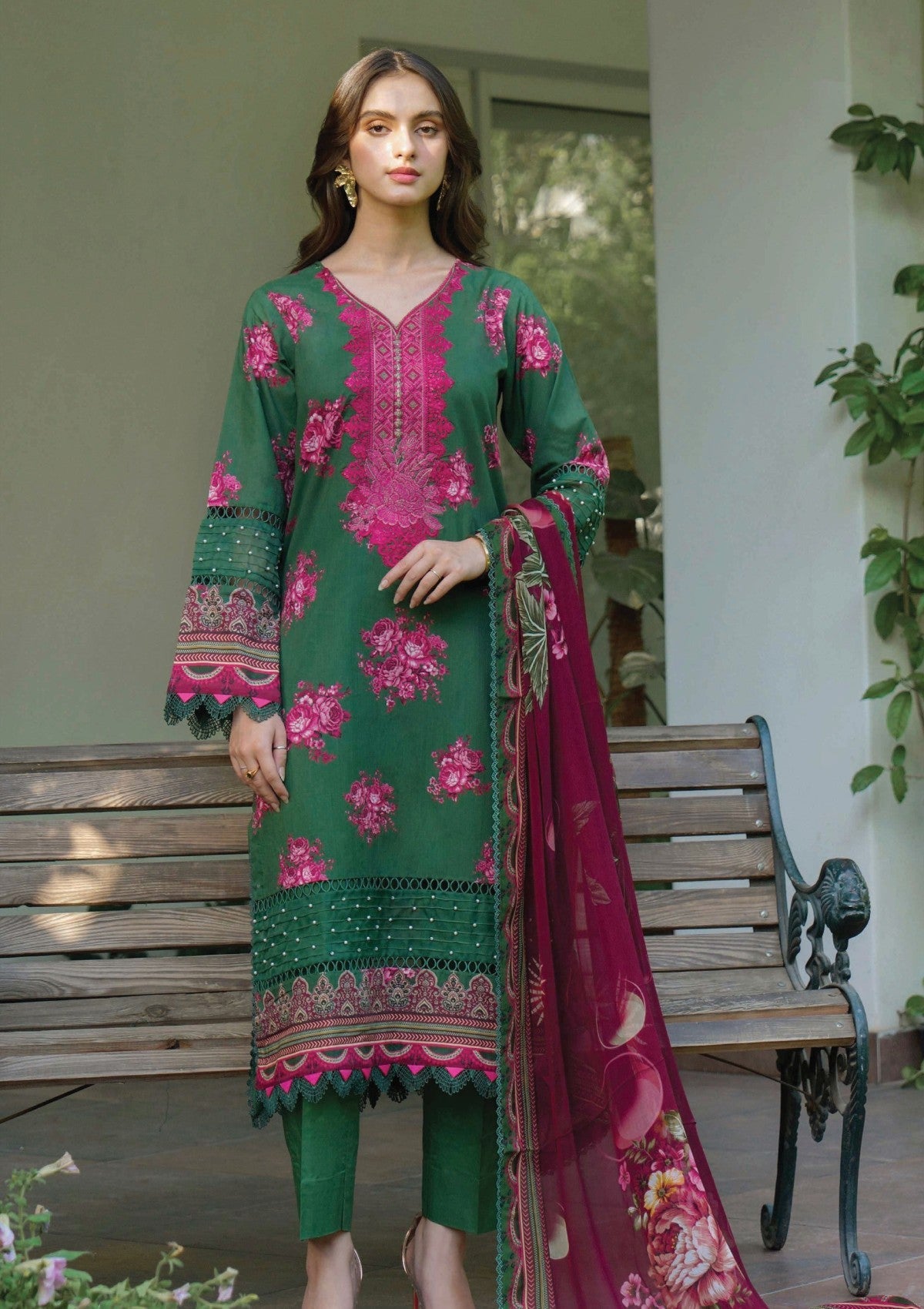 Meerak Summer Wine Lawn'25 (Gardenia)