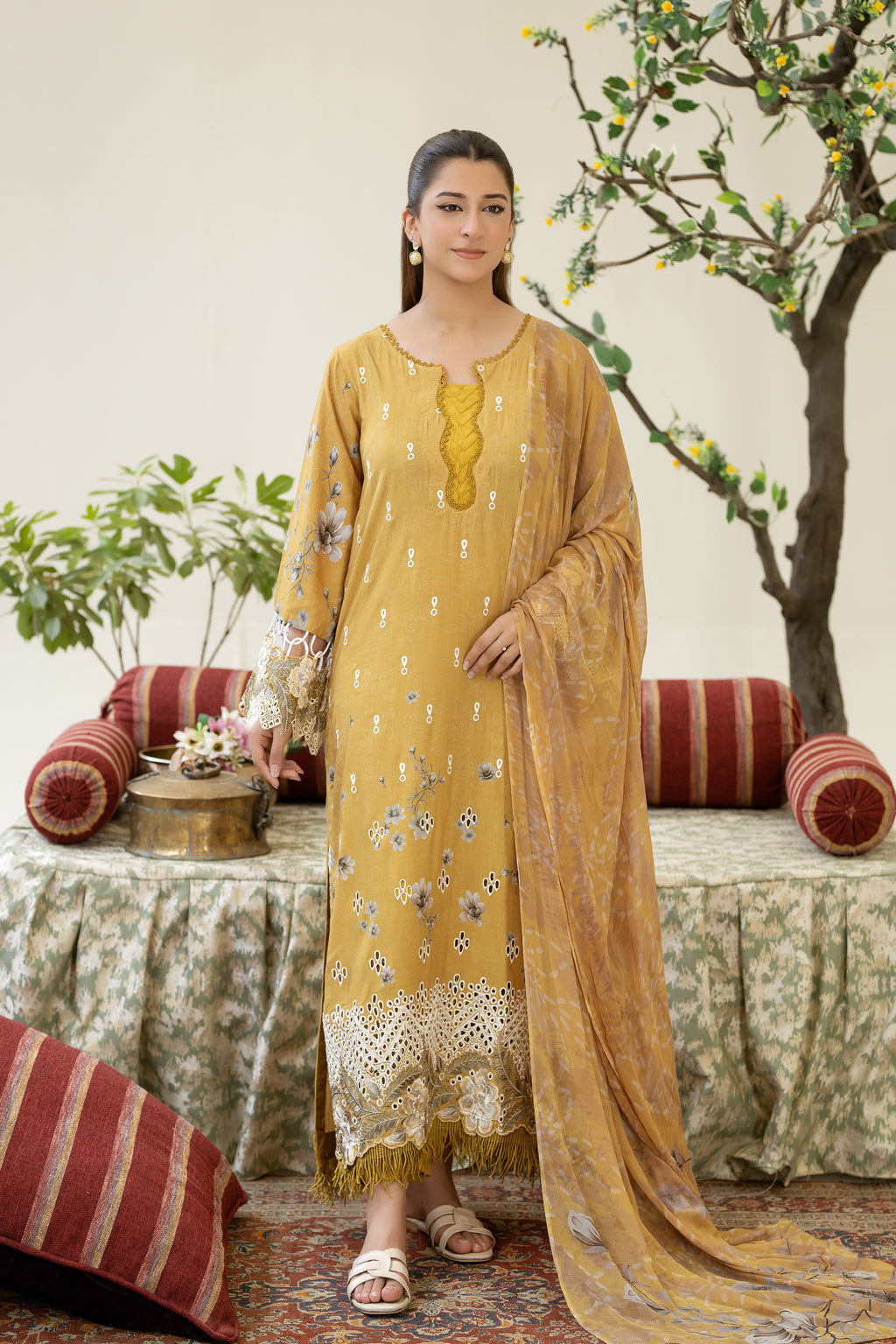 Johra Shehneela Emb Slub`25 JW#272