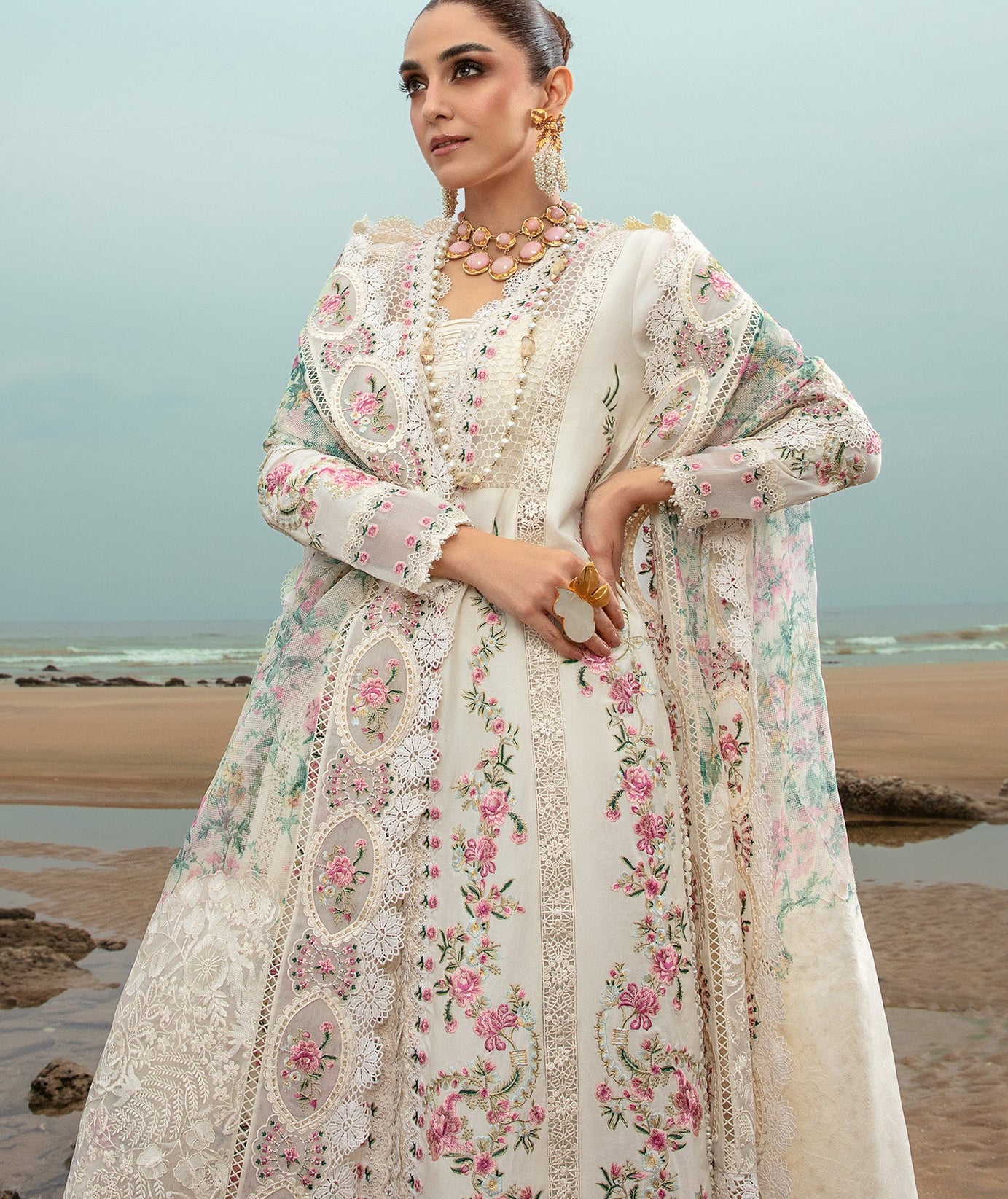Saira Shakira By Crimson Lawn'24 D#4B