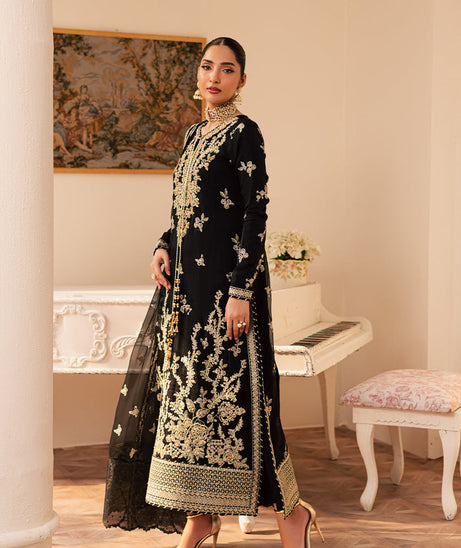 Emaan Adeel Suave Luxury Formals`25 (SVARA)