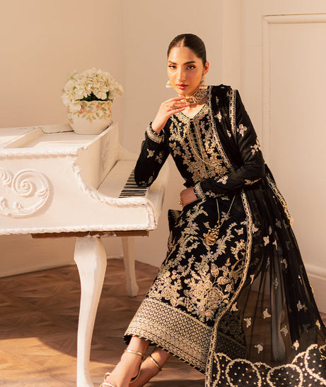 Emaan Adeel Suave Luxury Formals`25 (SVARA)