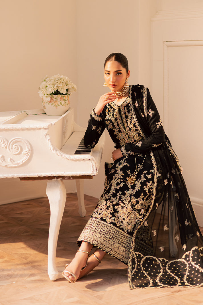 Emaan Adeel Suave Luxury Formals`25 (SVARA)