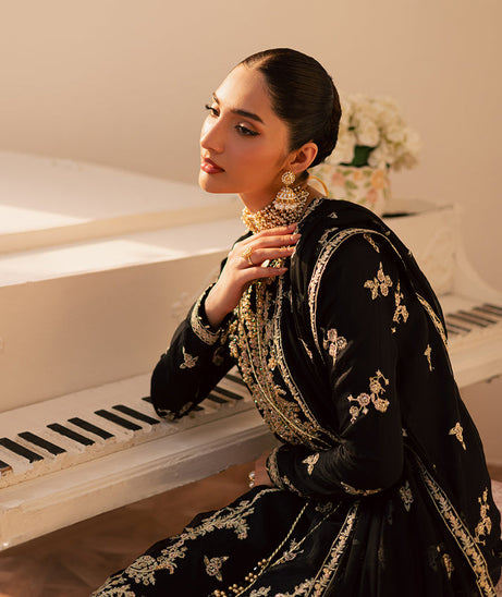 Emaan Adeel Suave Luxury Formals`25 (SVARA)