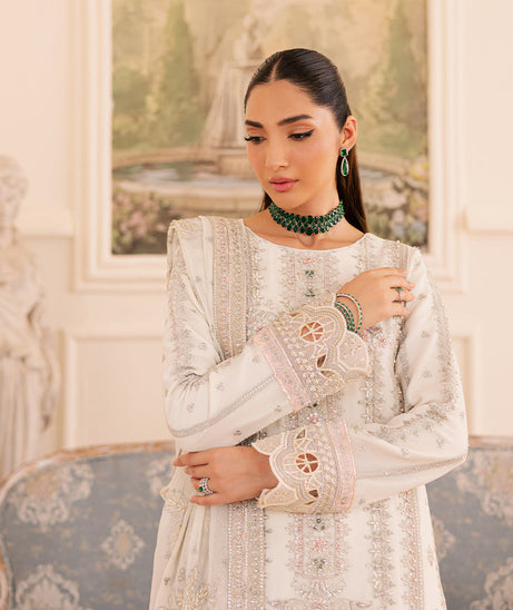 Emaan Adeel Suave Luxury Formals`25 (EZELLE)