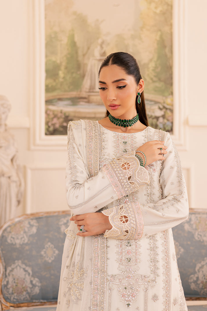 Emaan Adeel Suave Luxury Formals`25 (EZELLE)