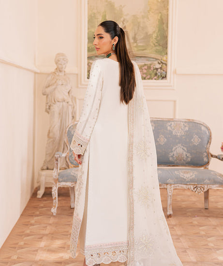 Emaan Adeel Suave Luxury Formals`25 (EZELLE)