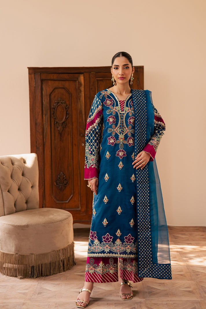 Emaan Adeel Suave Luxury Formals`25 (AVOIR)