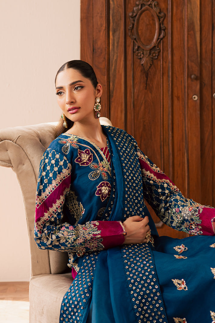 Emaan Adeel Suave Luxury Formals`25 (AVOIR)