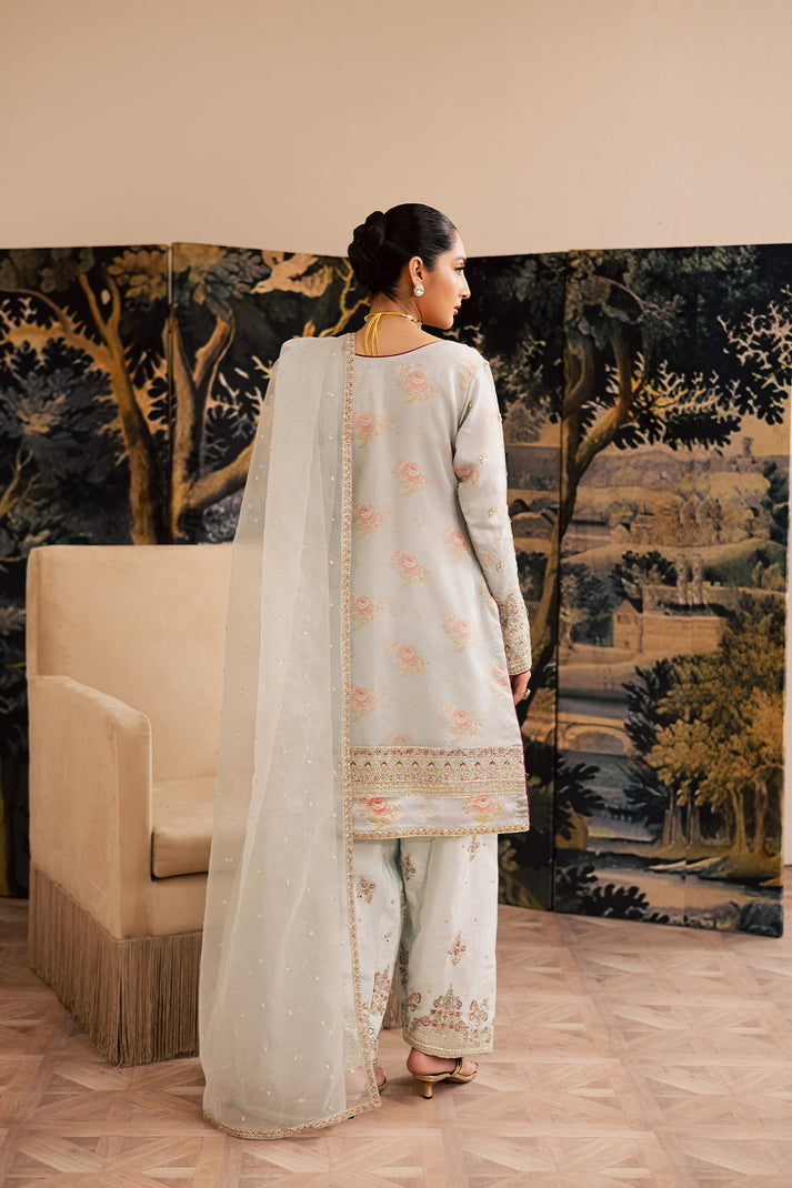 Emaan Adeel Suave Luxury Formals`25 (ELAIN)