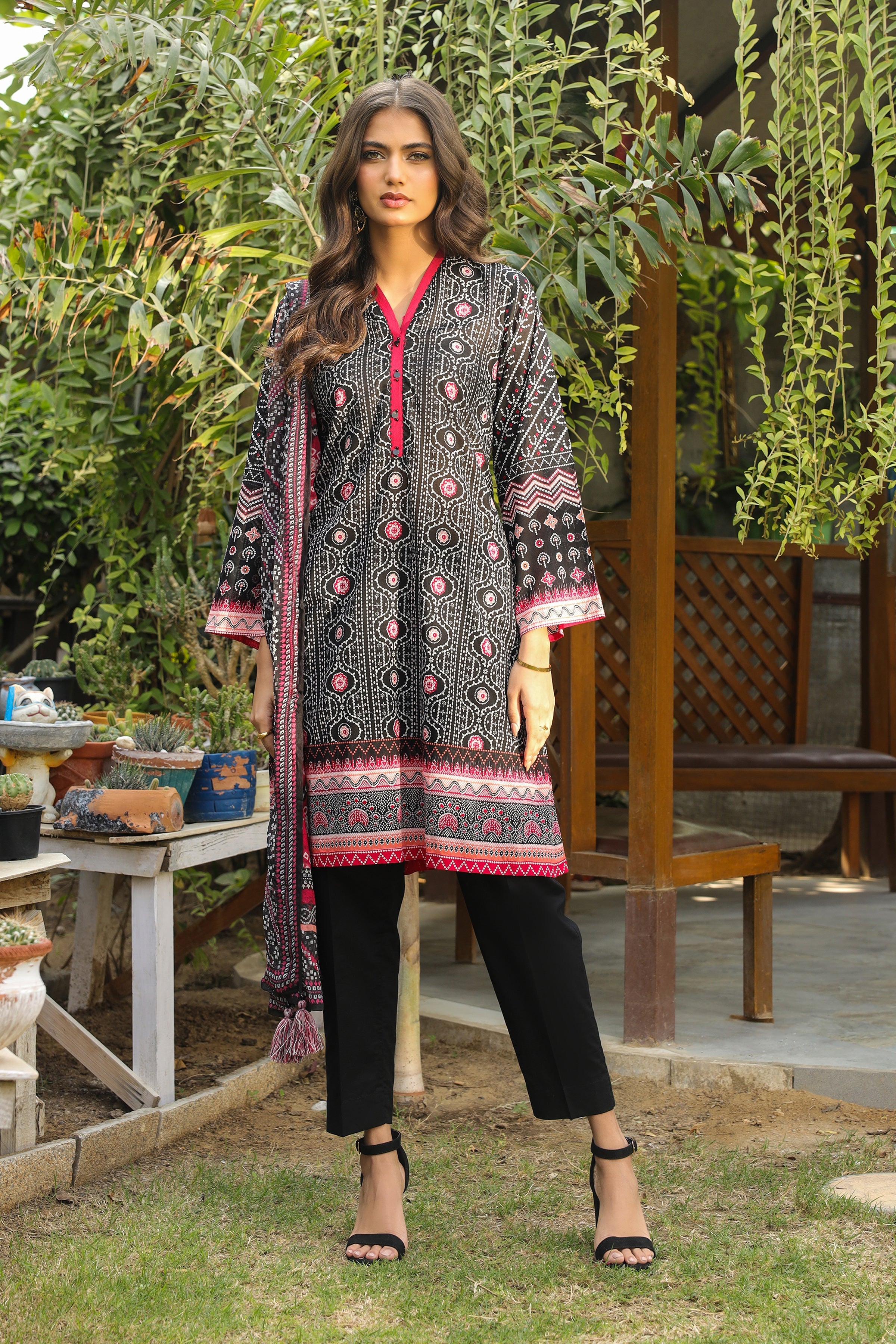 Lakhany Komal Print Lawn`24 RL#2-A