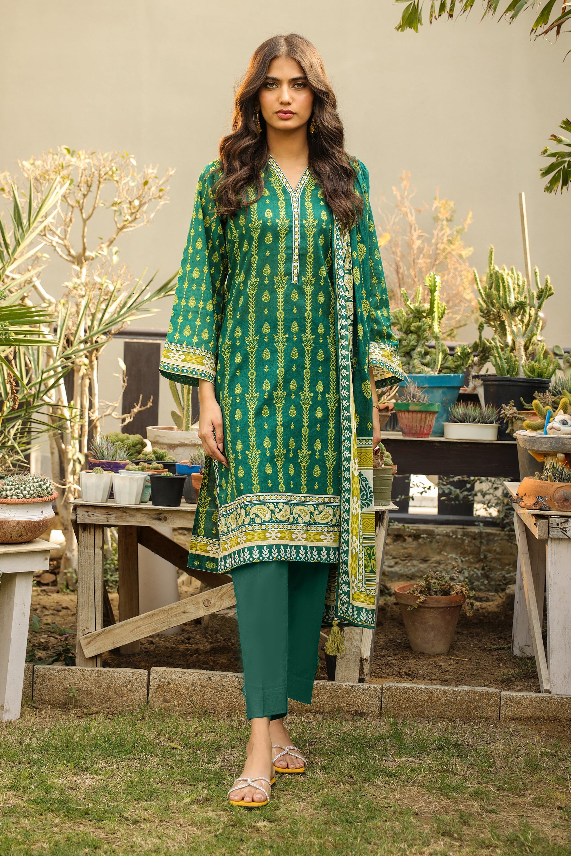 Lakhany Komal Print Lawn`24 IZ#103-B