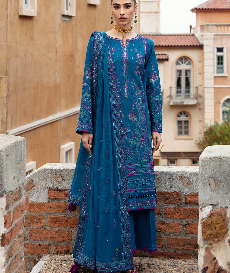 Gulaal Luxury Lawn`24 D#4