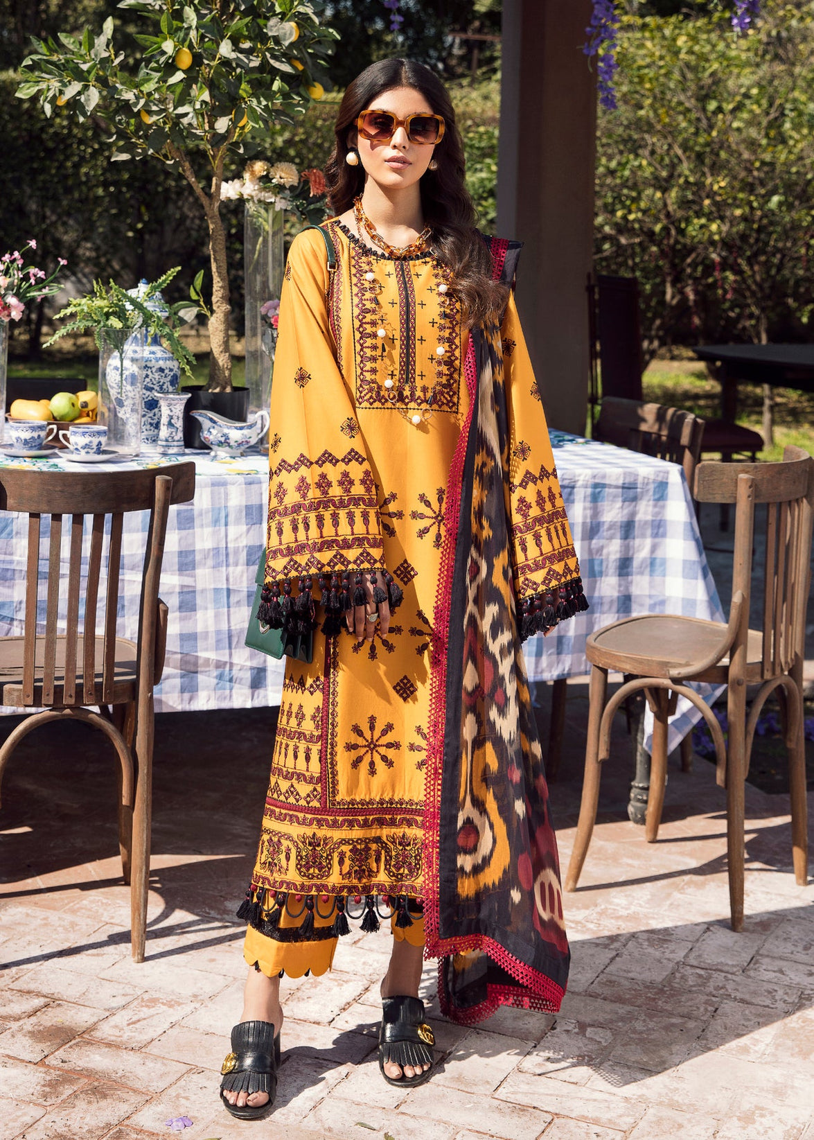 Mohagni Festive Lawn'22 MA#05