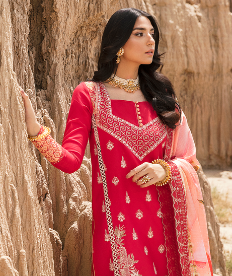 Pariwash By Maria Osama Khan`22 D#1 GULAAL