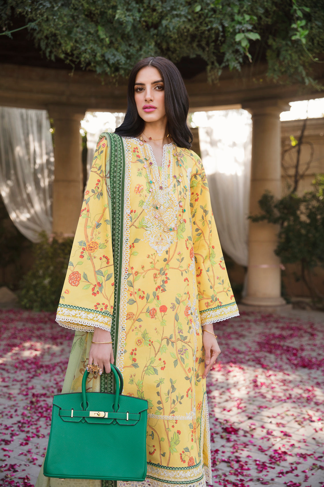 Sable Vogue Luxury Lawn`23 D#10 (Aileen)