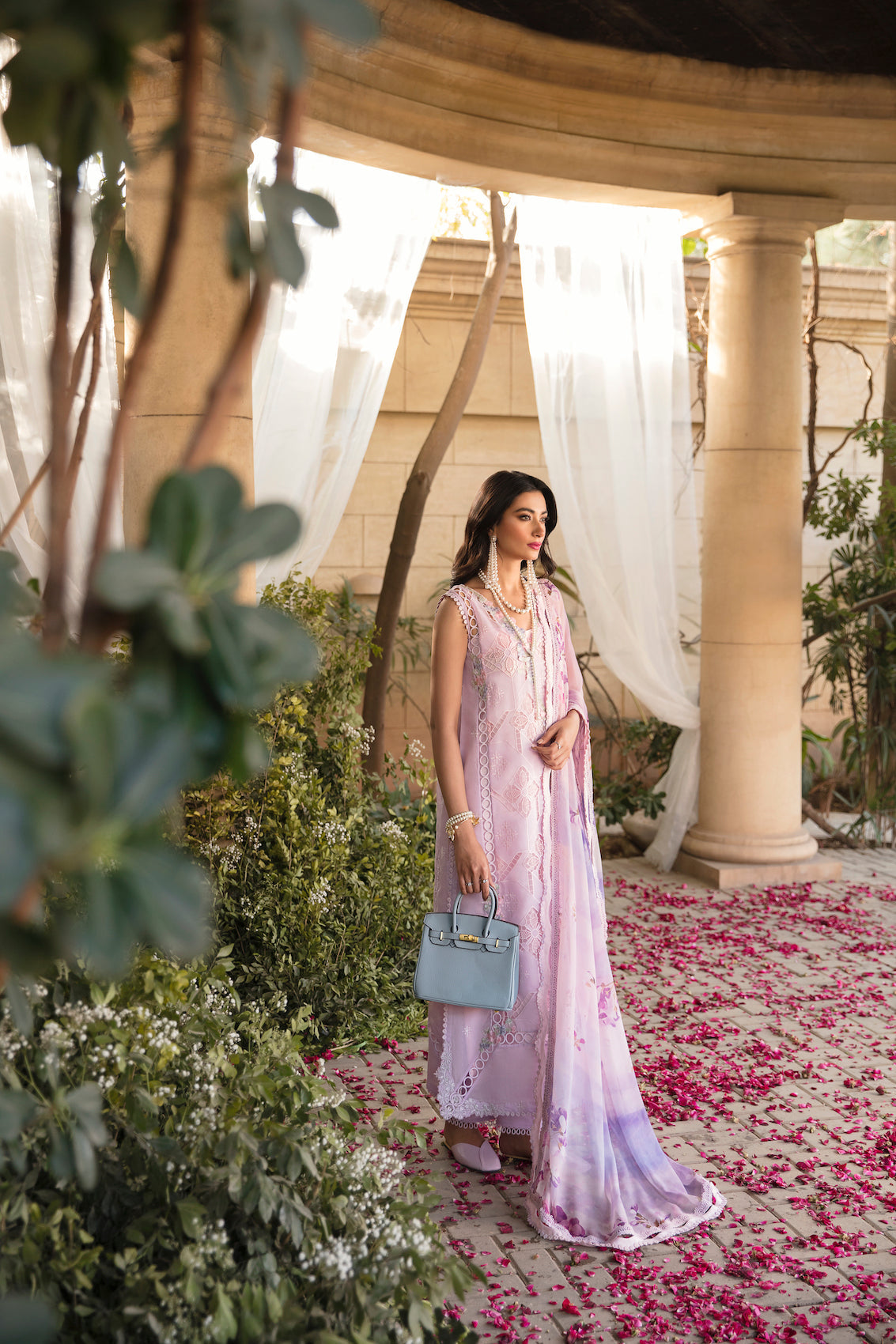 Sable Vogue Luxury Lawn`23 D#4 (Iris)