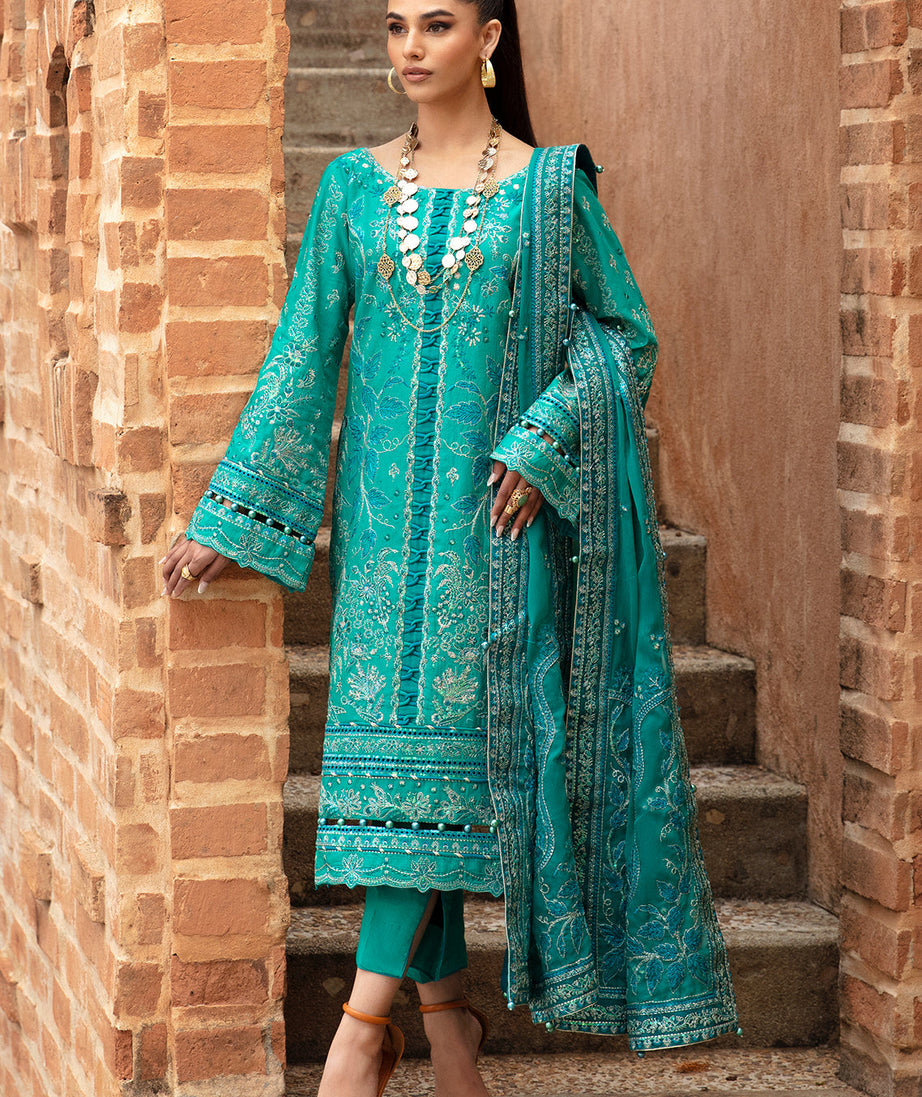 Gulaal Luxury Lawn`24 D#8
