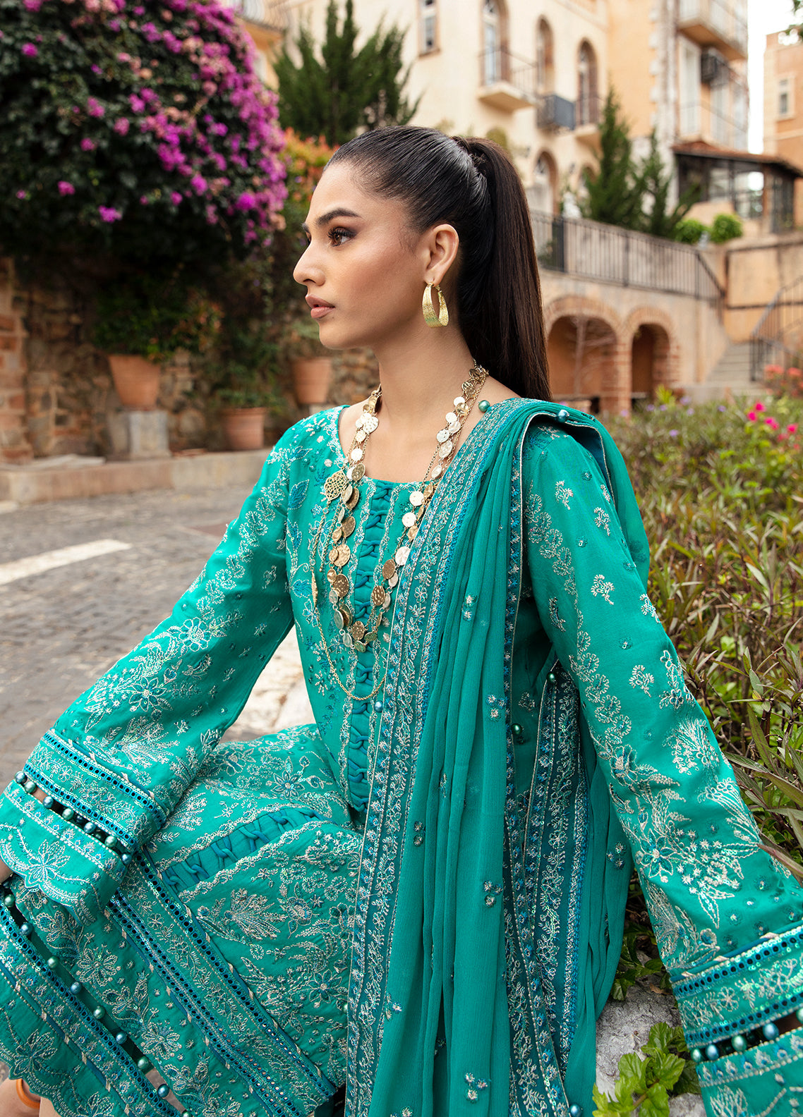 Gulaal Luxury Lawn`24 D#8
