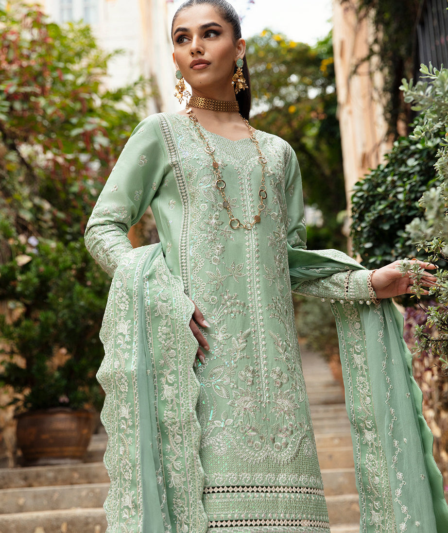 Gulaal Luxury Lawn`24 D#5