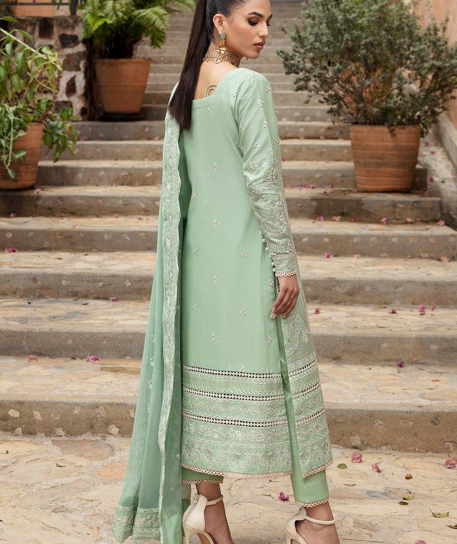 Gulaal Luxury Lawn`24 D#5