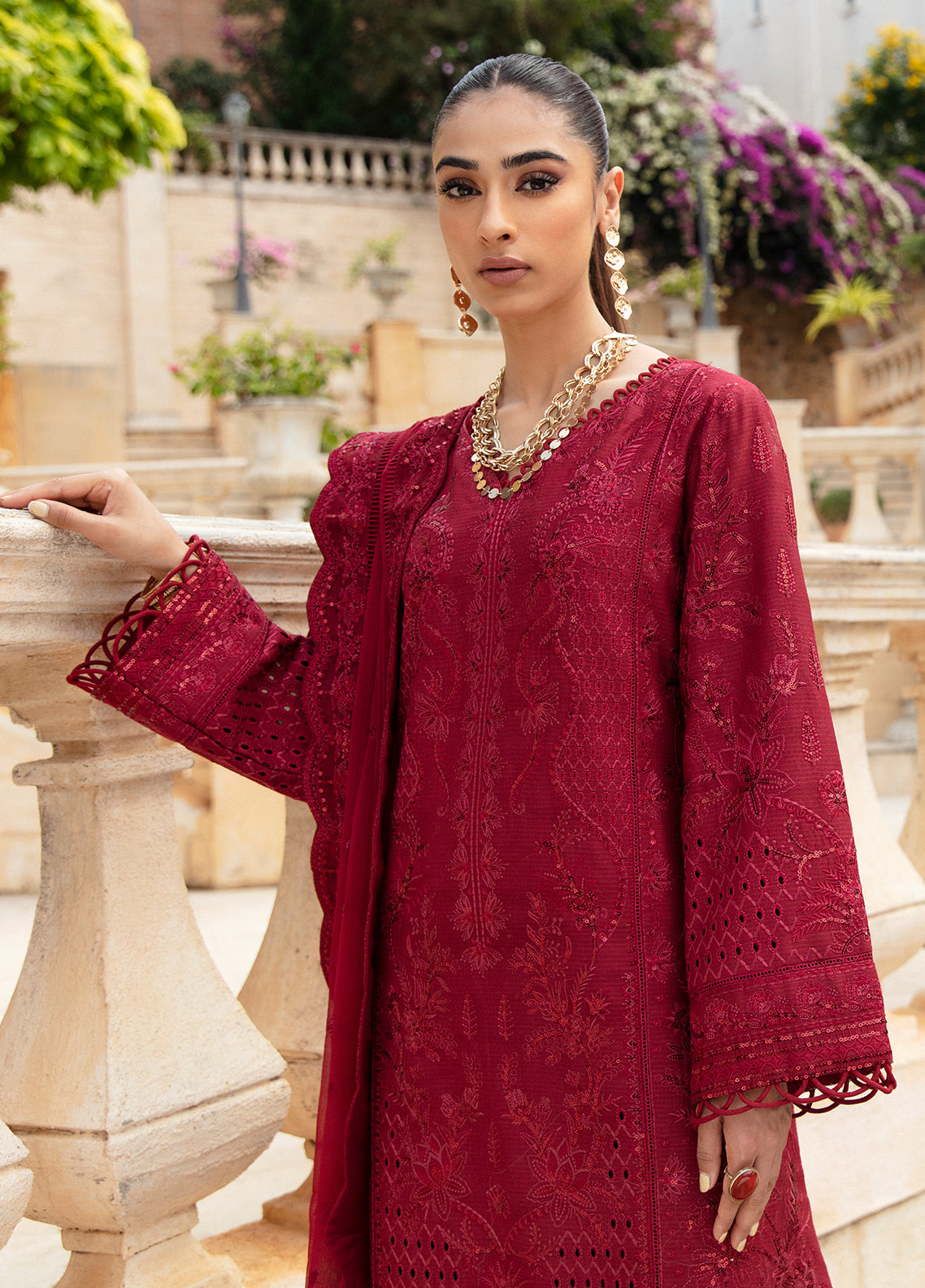 Gulaal Luxury Lawn`24 D#7