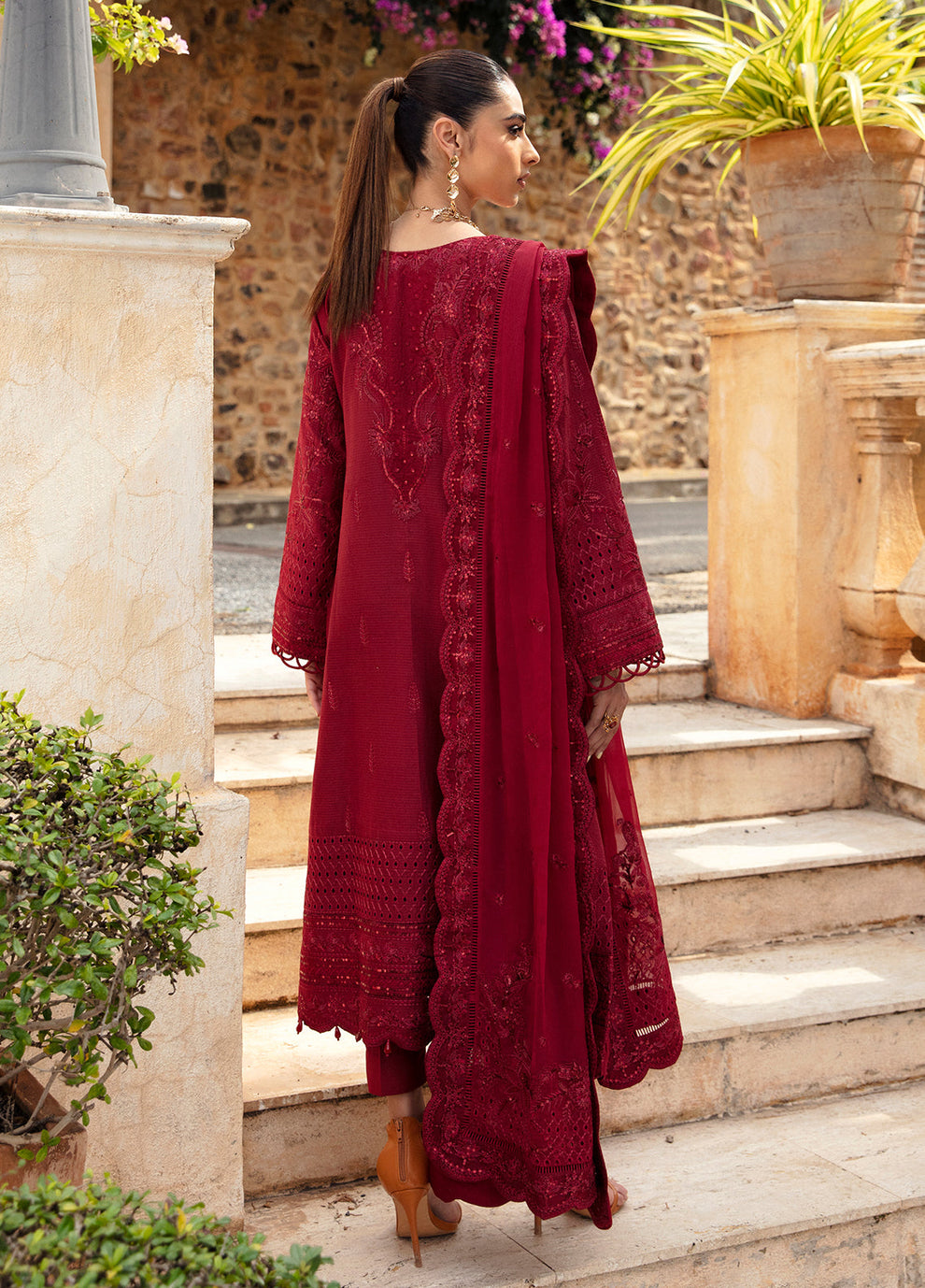 Gulaal Luxury Lawn`24 D#7