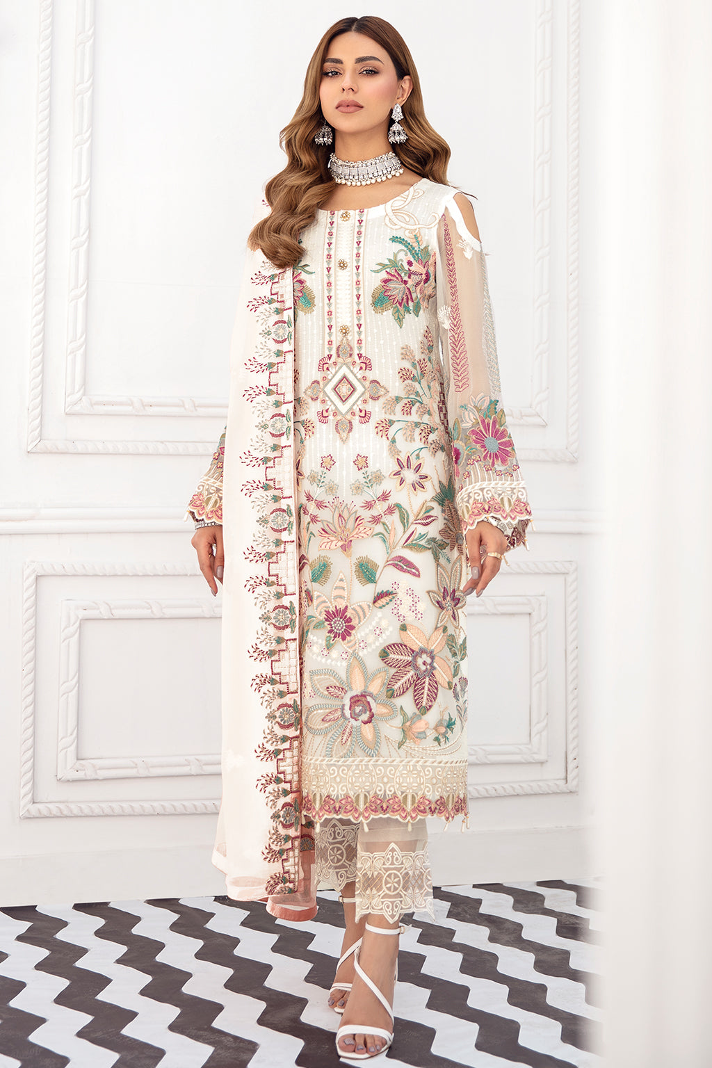 Ramsha Rangoon Collection`22 (Vol-8) D#811