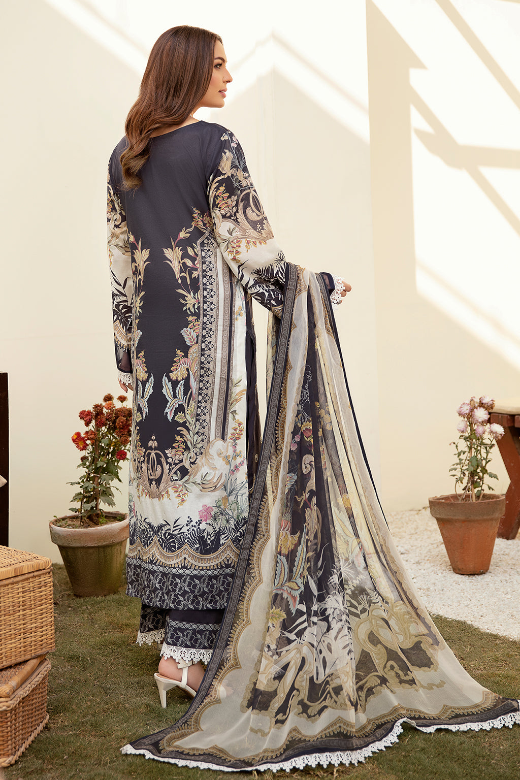 Mashaal Luxury Lawn`22 Vol-3 L#305