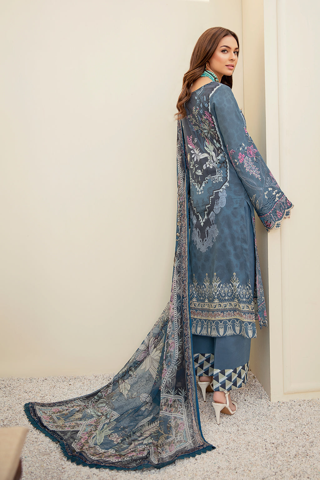 Mashaal Luxury Lawn`22 Vol-3 L#303