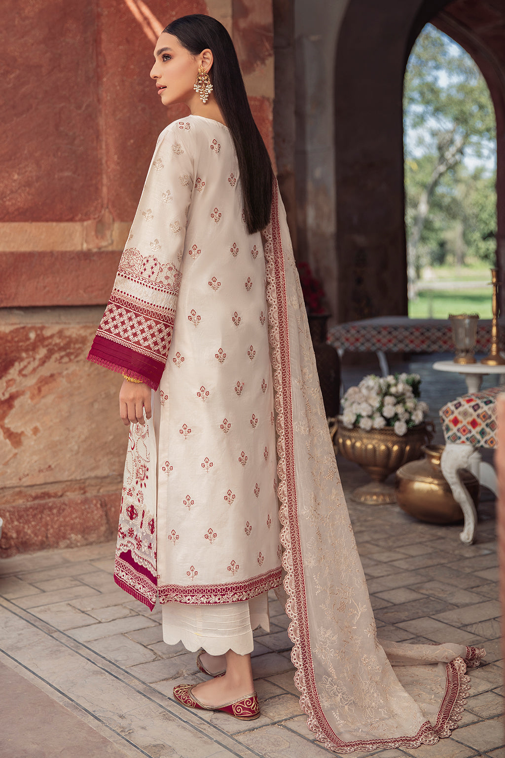 Ramsha Andaaz Luxury Lawn`22 (Vol-2) Z#202