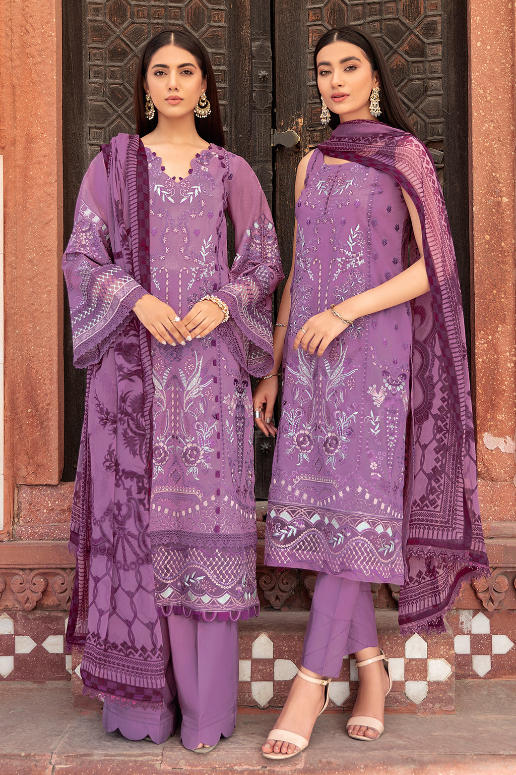 Ramsha Andaaz Luxury Lawn`22 (Vol-2) Z#207