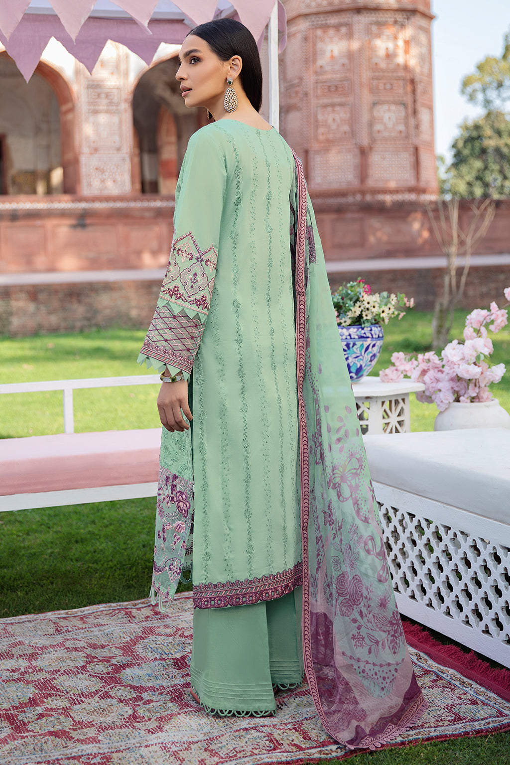 Ramsha Andaaz Luxury Lawn`22 (Vol-2) Z#208