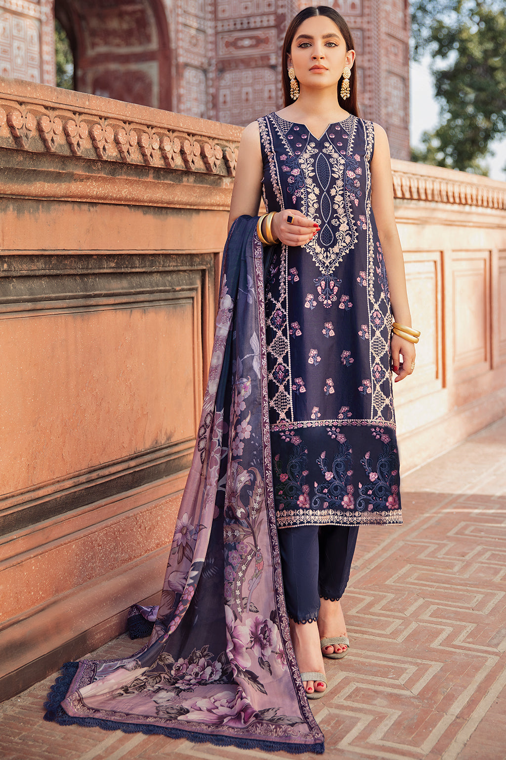 Ramsha Andaaz Luxury Lawn`22 (Vol-2) Z#210