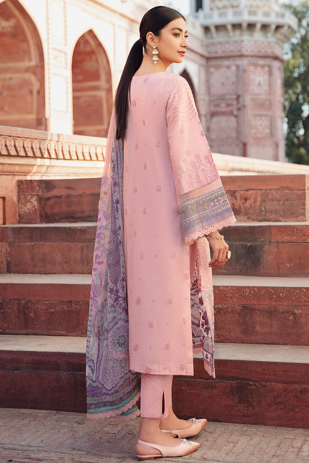 Ramsha Andaaz Luxury Lawn`22 (Vol-2) Z#209