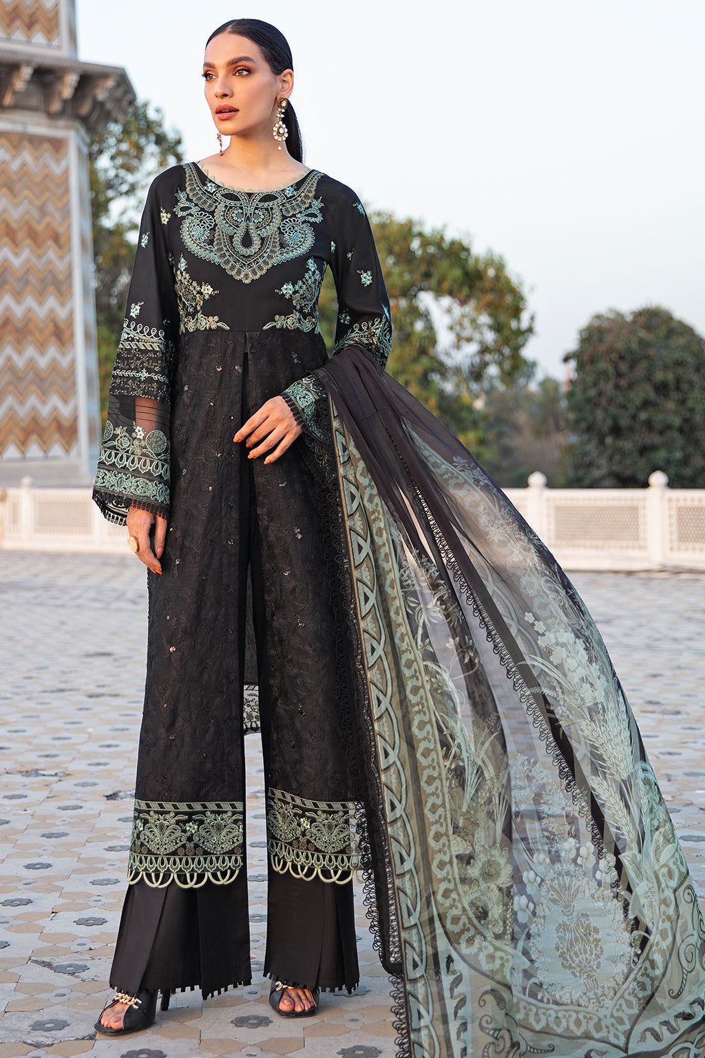 Ramsha Andaaz Luxury Lawn`22 (Vol-2) Z#204