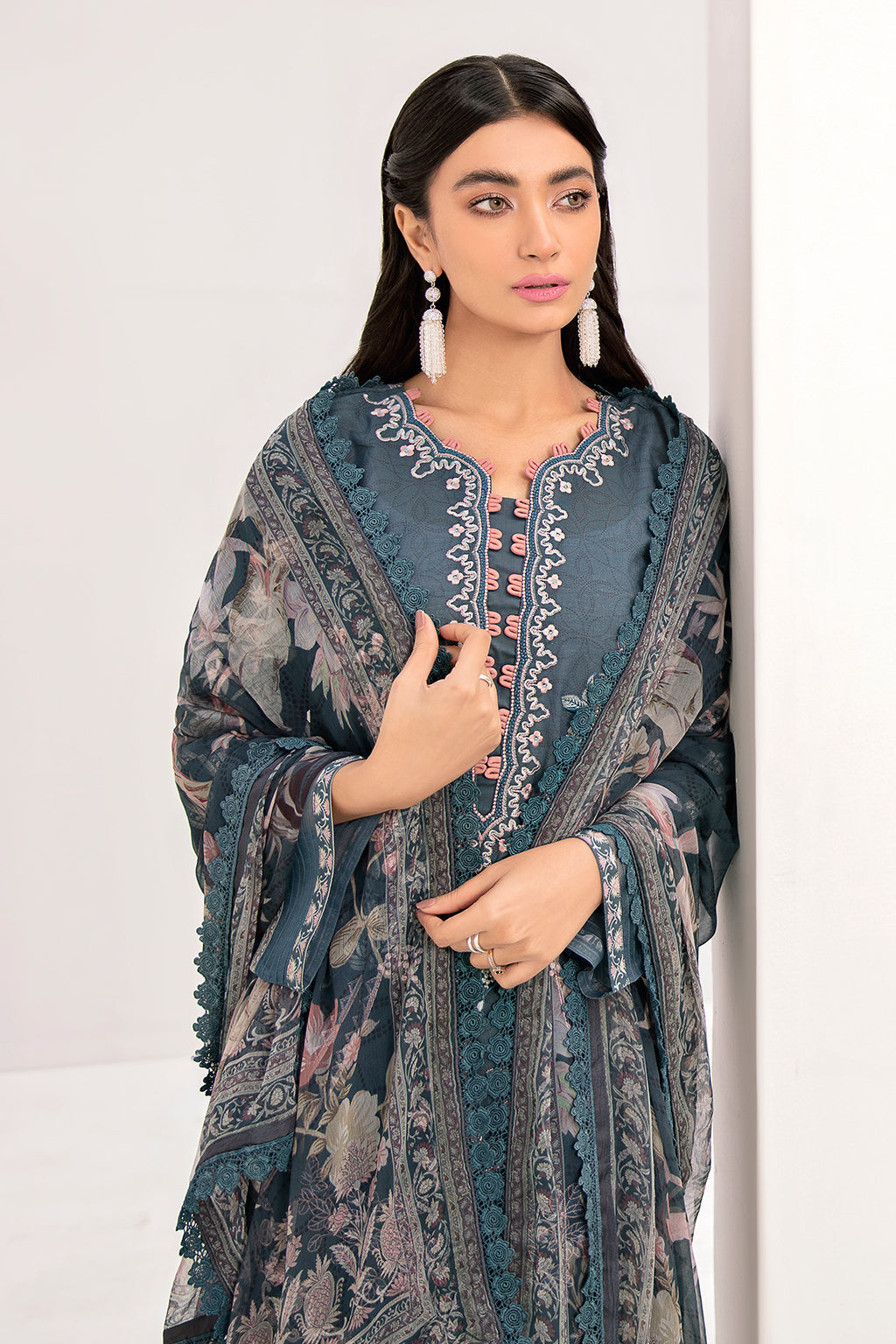 Ramsha Reet L/Lawn`22 R#406 (Vol-4)