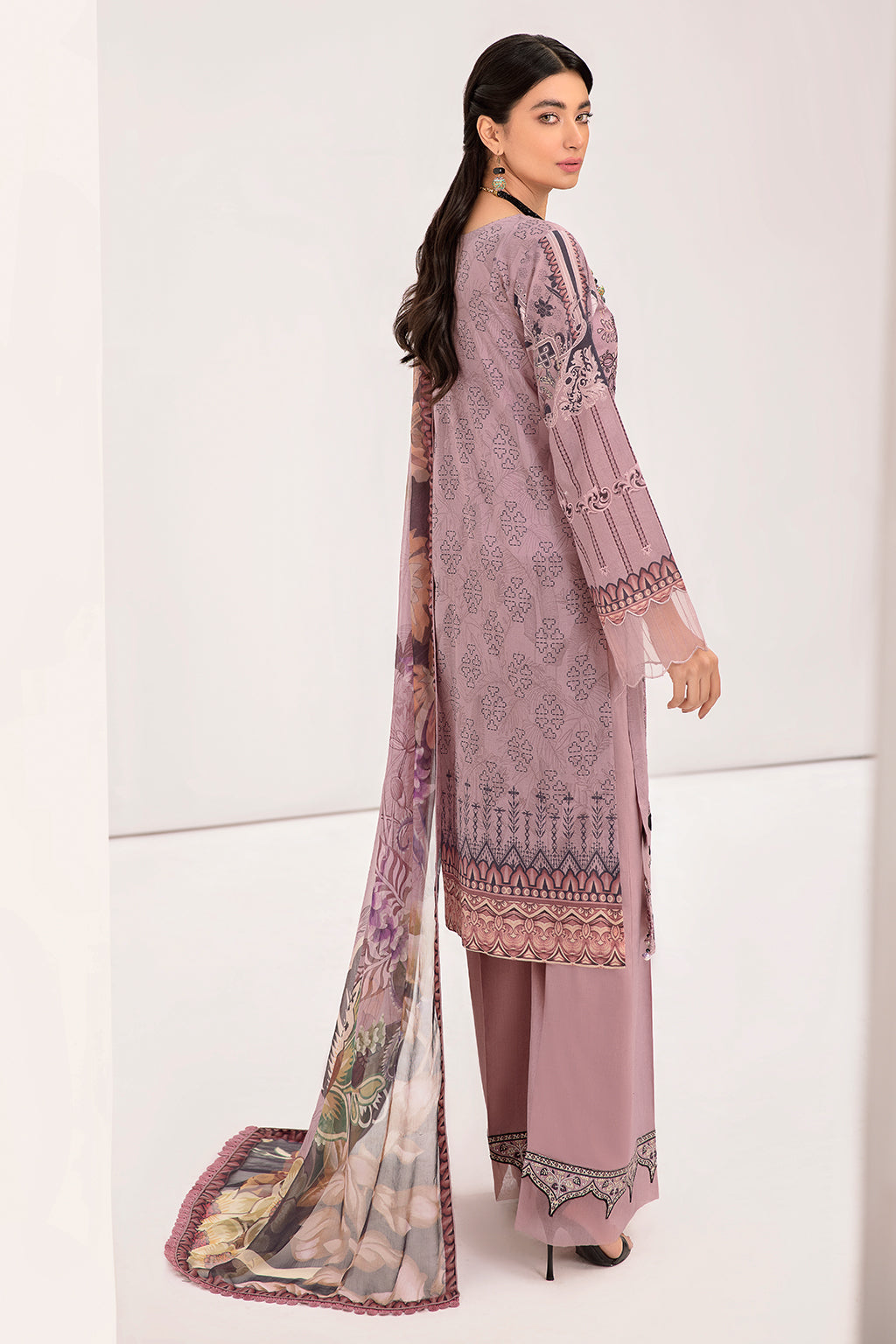 Ramsha Reet L/Lawn`22 R#402 (Vol-4)