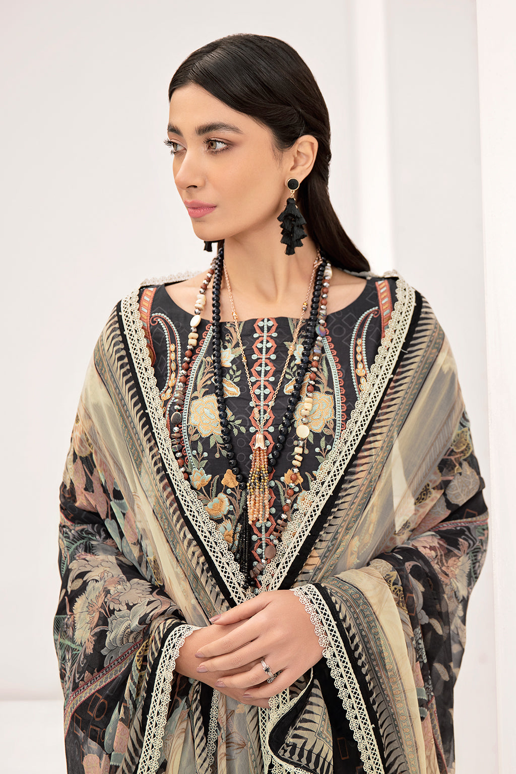 Ramsha Reet L/Lawn`22 R#404 (Vol-4)