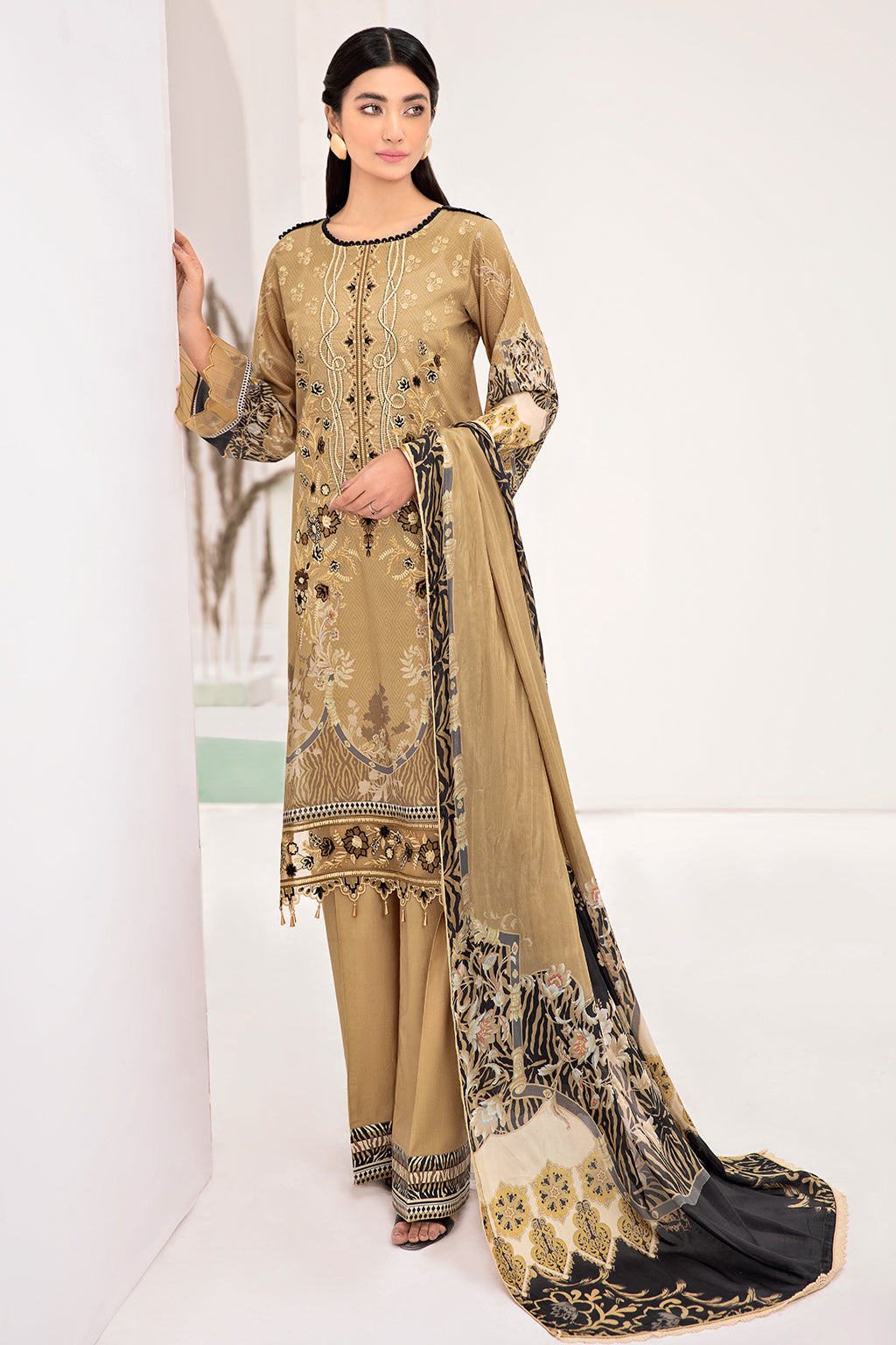 Ramsha Reet L/Lawn`22 R#412 (Vol-4)