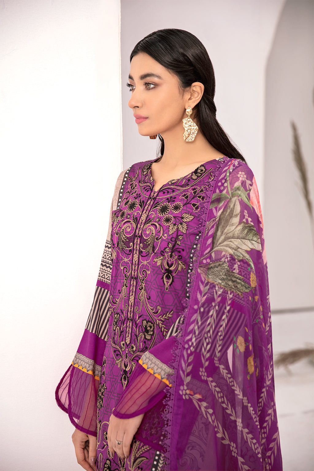 Ramsha Reet L/Lawn`22 R#407 (Vol-4)