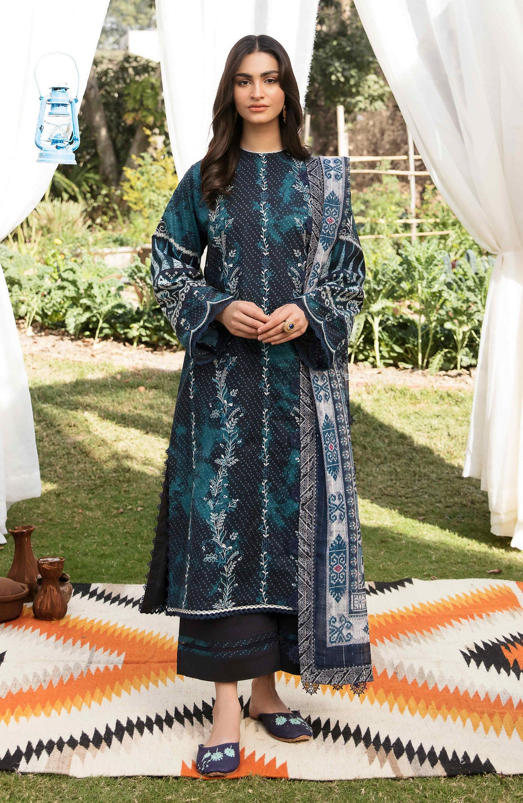Seran Afsanah Lawn`23 D#09