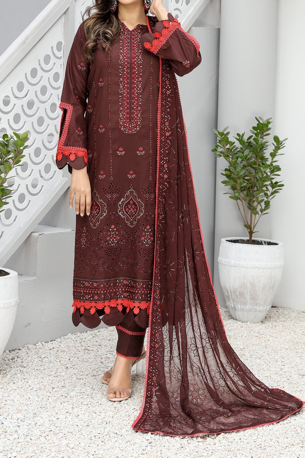 Hafiz Maahi Lawn'24 D#05